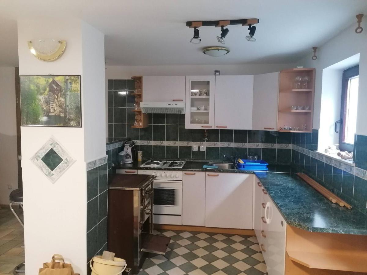 Apartma Gace Semic Eksteriør bilde