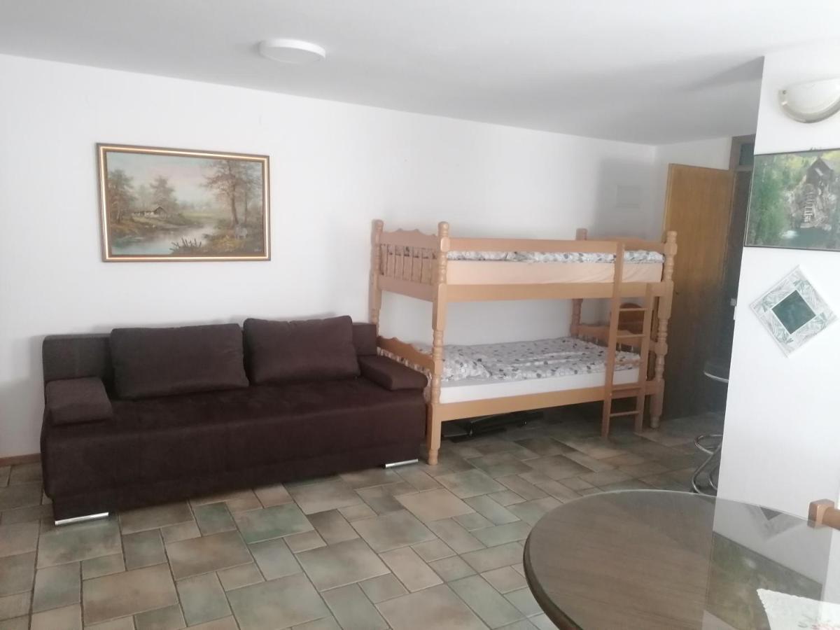 Apartma Gace Semic Eksteriør bilde